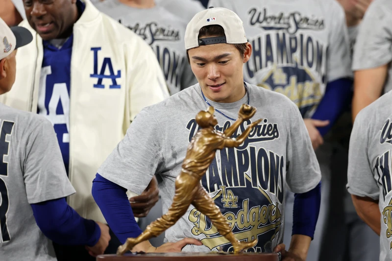 山本由伸榮獲世界大賽MVP。法新社