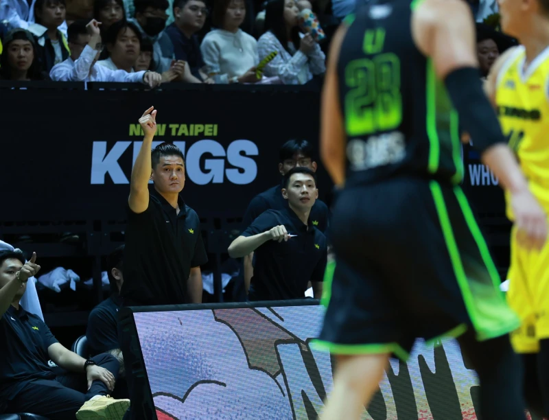 首次擔任總教練,洪志善自評表現只有五十分。新北國王提供