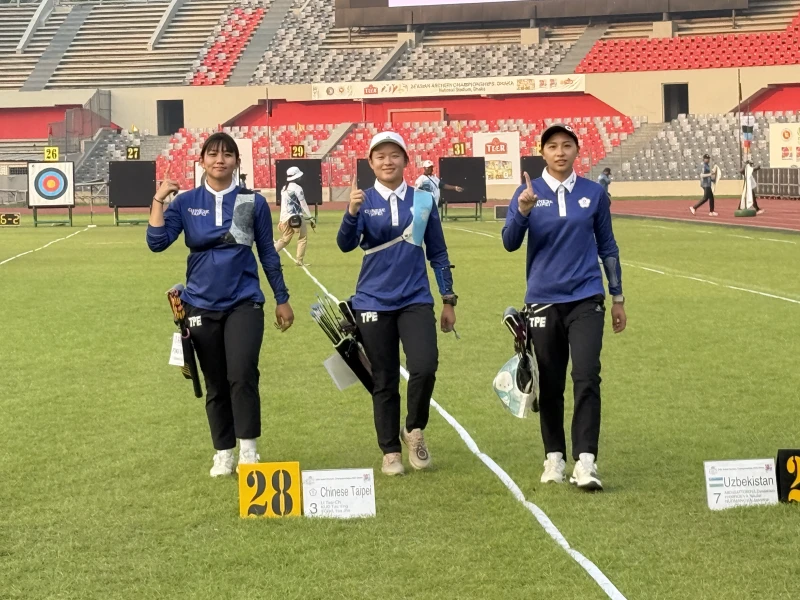 中華反曲弓女子射箭隊郭紫穎／李彩綺／風佑築自2017年後再獲銀牌。射箭協會提供