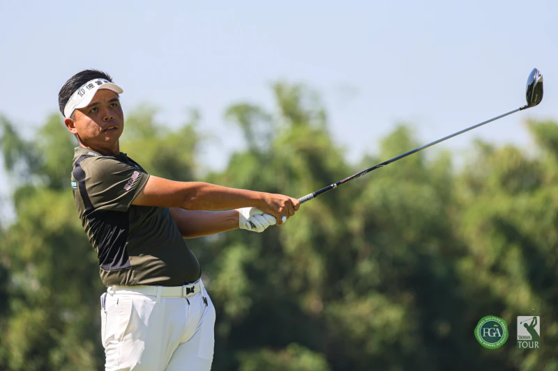 台灣好手洪健堯第三回合抓4鳥吞2柏忌以三回合低於標準桿16桿領先一桿暫居第一。Tpga／林聖凱攝