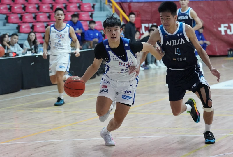 健行科大王鼎鈞20分包含五顆外線。大專體總提供