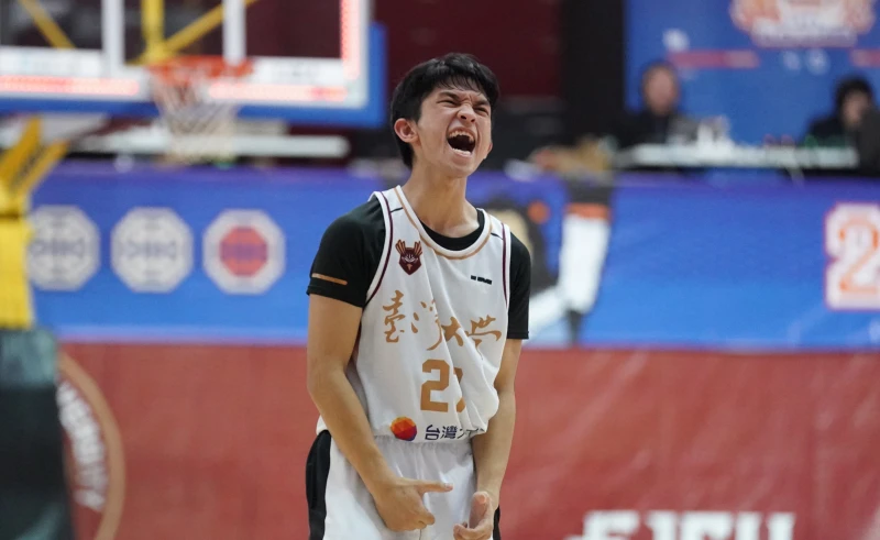 臺灣大學葛浩宇14分包含三記外線另傳出4次助攻。大專體總提供
