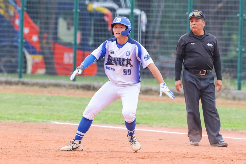 陳柏儒敲出超前致勝安。大專體總提供