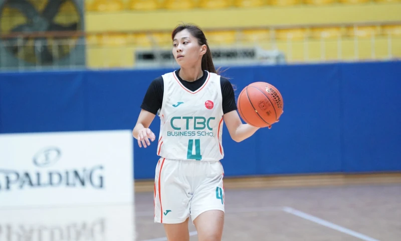 中信學院許婉昀用三記外線拿下11分。大專體總提供