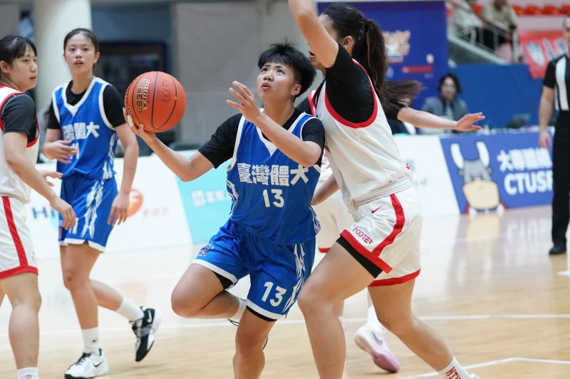 臺灣體大鄧伊汝拿下全隊最高17分。大專體總提供