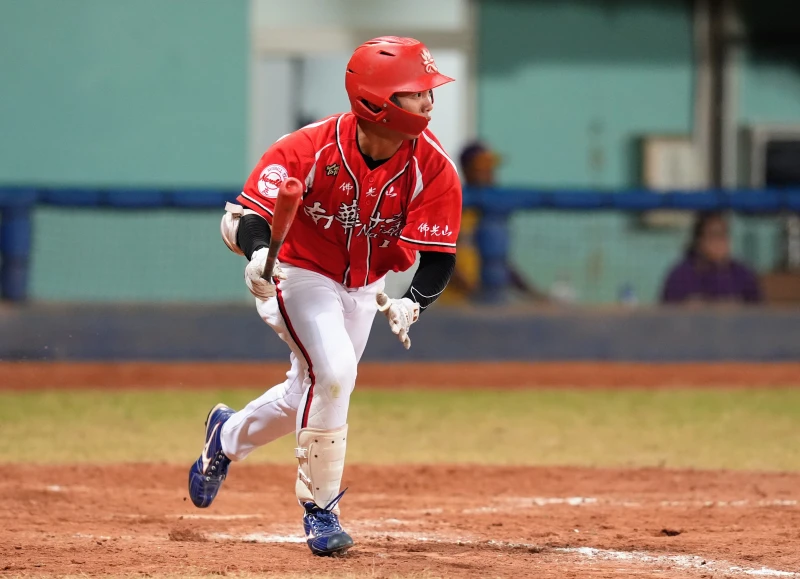 林楷峯猛打賞包含2支長打。大專體總提供