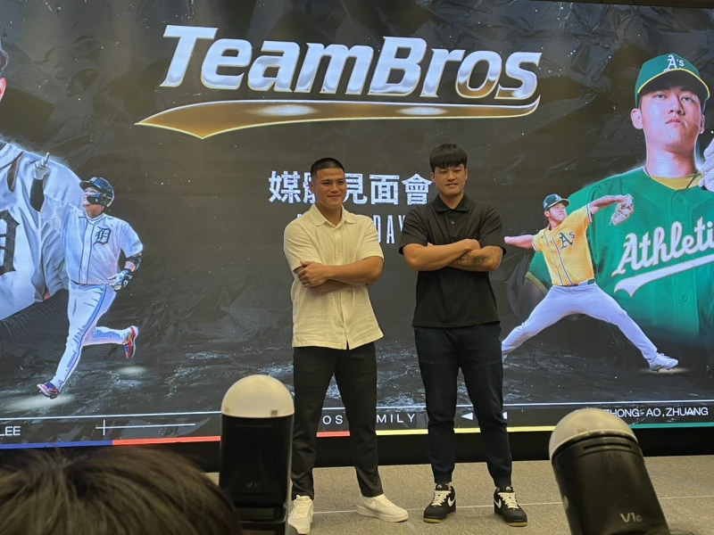 李灝宇、莊陳仲敖。記者劉峻誠攝