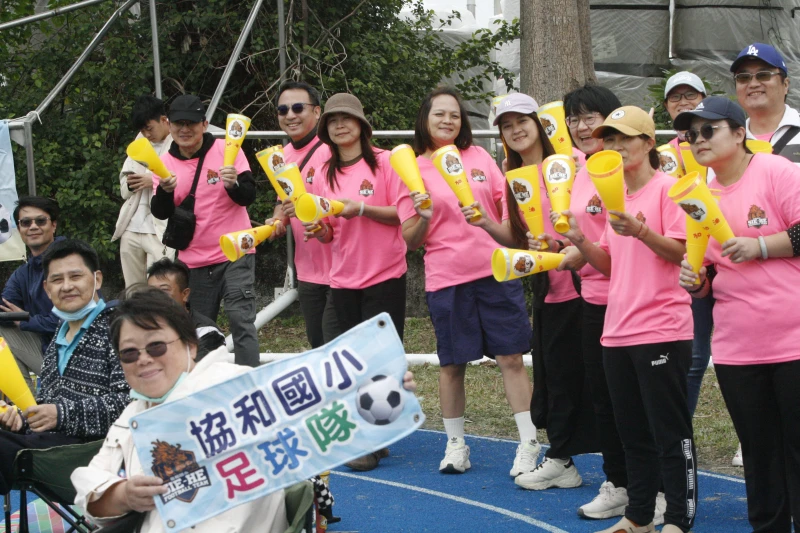  協和的加油團也非常搶眼。詹健全攝