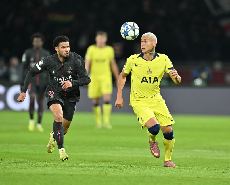 主帥法蘭克（Thomas Frank）過去幾場比賽試圖透過陣型與進攻手段調整。法新社