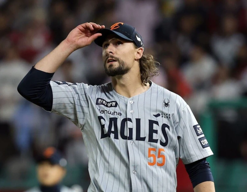 韓職韓華鷹效力的洋助人瑞恩（Ryan Weiss），如今傳出和休士頓太空人達成加盟協議。摘自推特