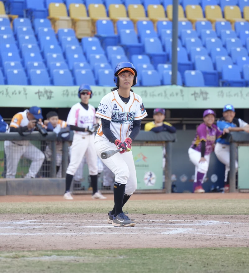 女棒跟戰神隊鏖戰到最後一刻表現可圈可點。沈明璁攝