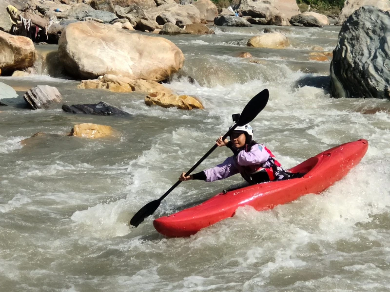 雅祺剛從尼泊爾接受激流訓練歸國。雅祺提供