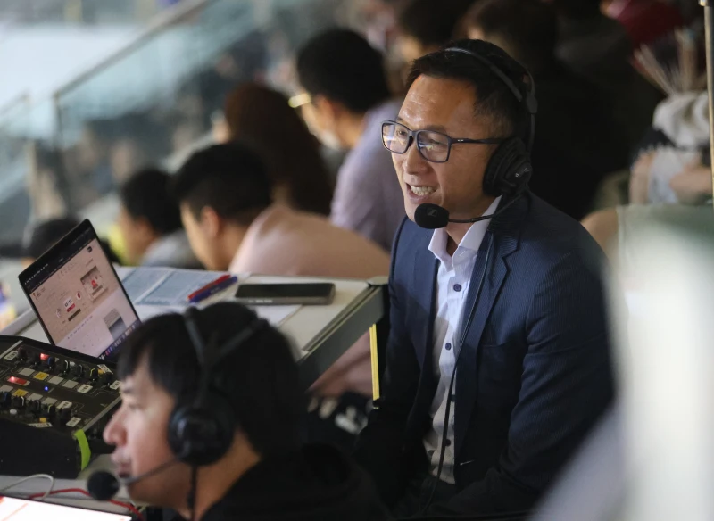 前中華隊總教練許晉哲擔任對日本主場球評，肯定子弟兵曾祥鈞表現95分，「若沒犯滿就一百分」。陳楷攝