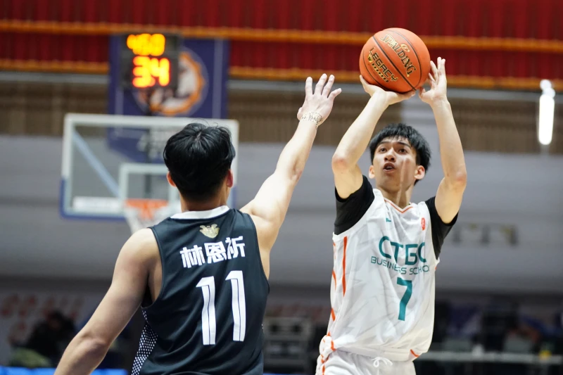 中信學院張俊生22分6籃板。大專體總提供