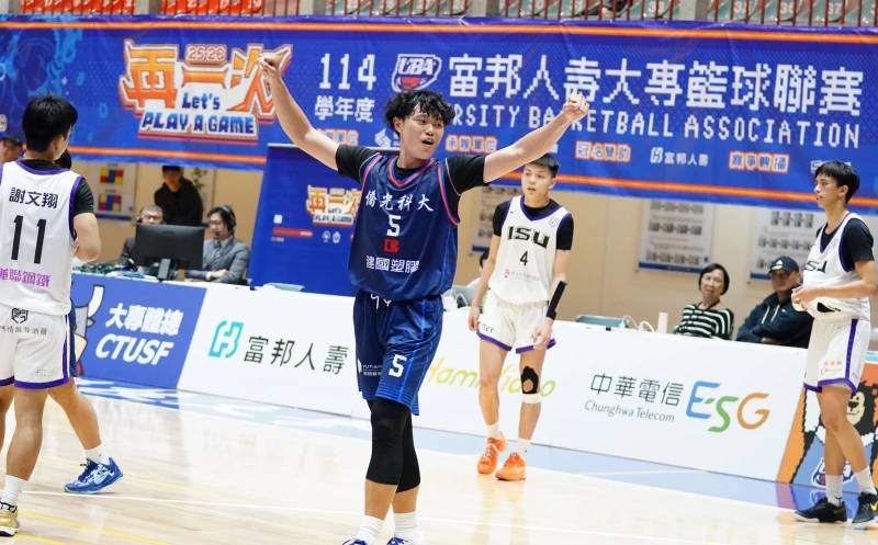 僑光科大葉志偉16分8籃板。大專體總提供