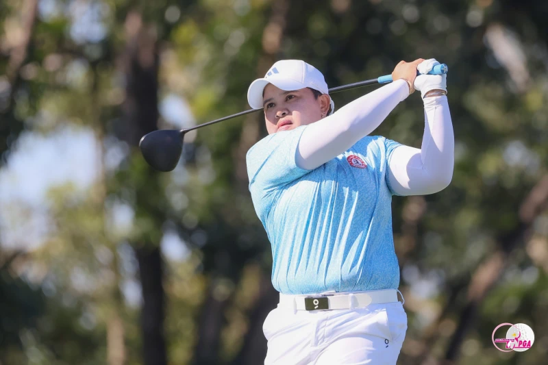 泰國選手帕查拉朱達P.K. Kongkraphan以兩回合總桿低於標準桿7桿的137桿繼續保持單獨領先。Tlpga／葉勇宏攝