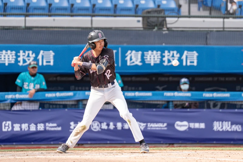 理生敲回追平分。大會提供