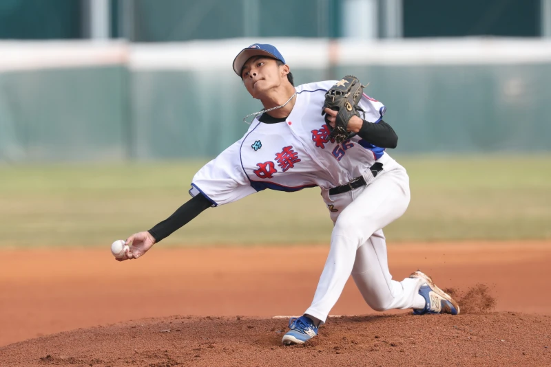 劉庭瑋完投勝。大專體總提供