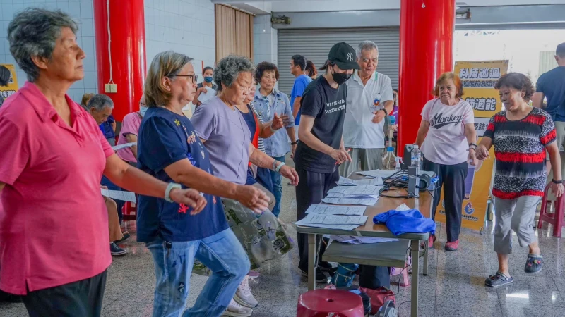 前衛健康事業進行科技體適能檢測。前衛提供