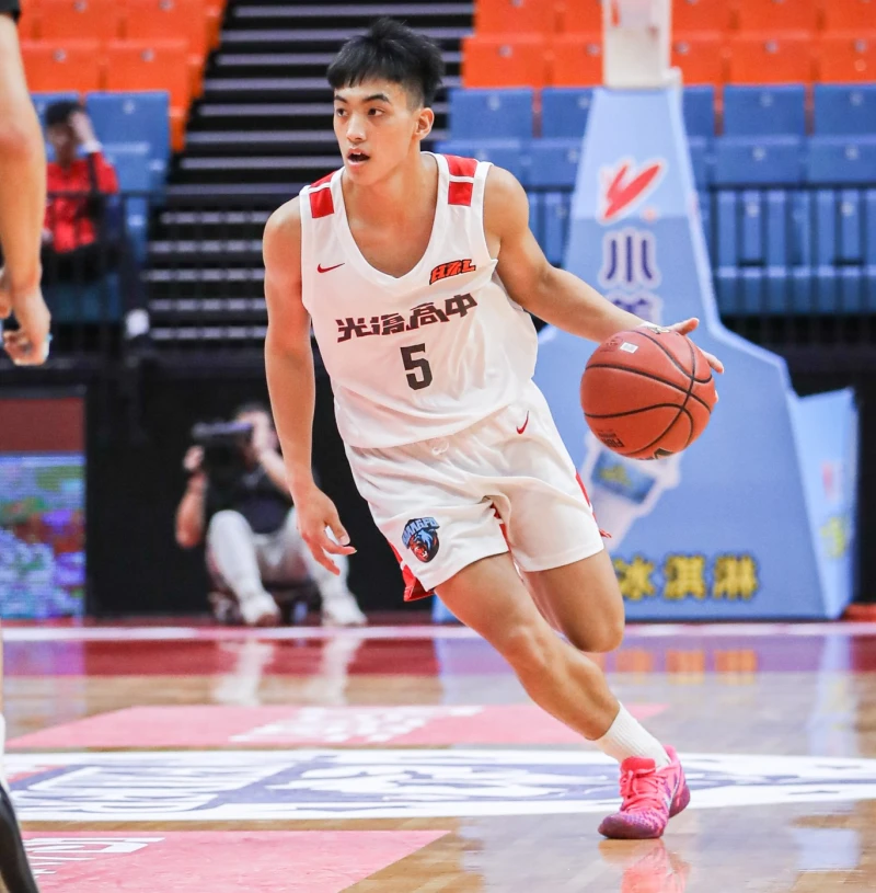 光復的前JHBL彰化「溪湖之星」金右翔。高中體總提供