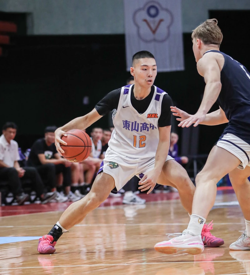 東山黃紹恩。高中體總提供