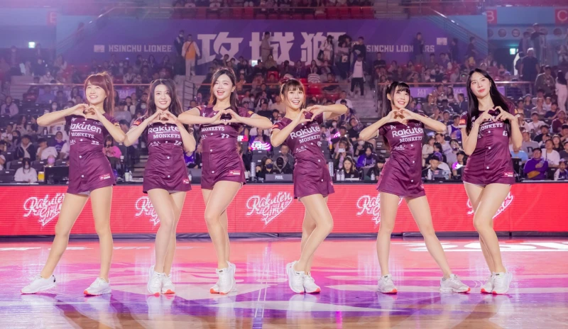 Yahoo拍賣2025十大收藏人物榜，樂天女孩佔榜首。資料照片