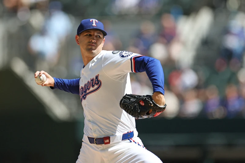 舊金山巨人今天再度出手補強，和馬勒（Tyler Mahle）簽下1年合約。法新社