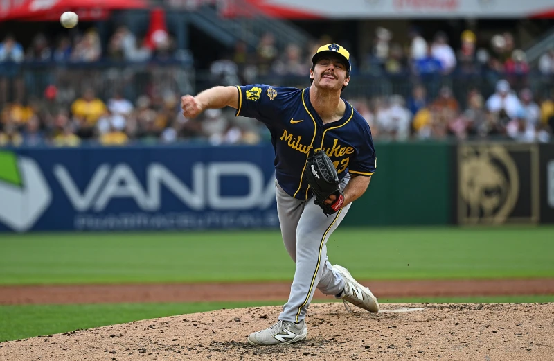 密爾瓦基釀酒人菜鳥投手韓德森（Logan Henderson）。法新社