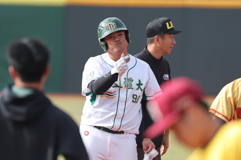 陳堃益單場4安。大專體總提供