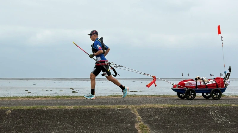 陳彥博舉行「第三屆黑色超跑雪橇環台訓練」。陳彥博提供