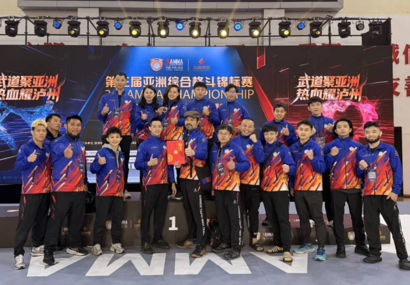 中華格鬥代表隊獲得1銀1銅。中華民國格鬥協會提供