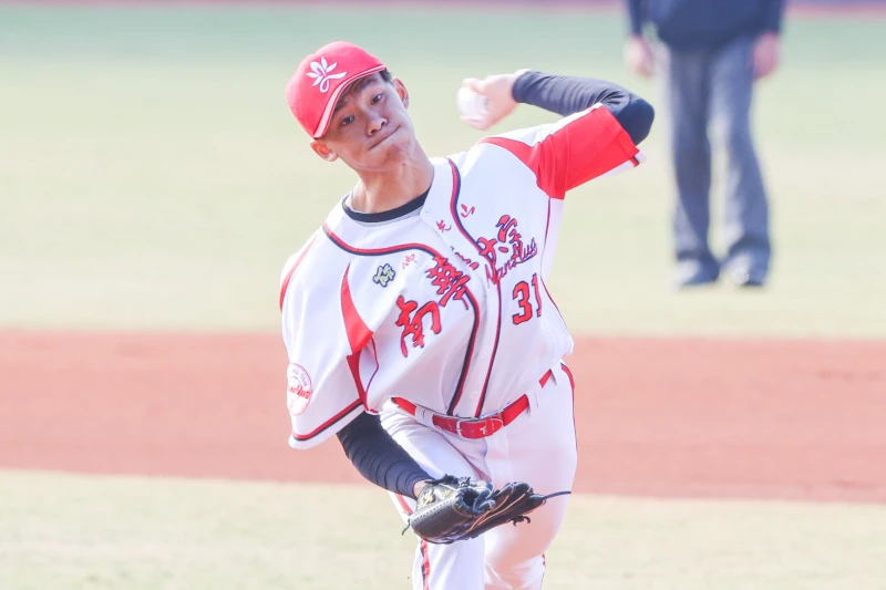 陳霆豪先發4.1局。大專體總提供