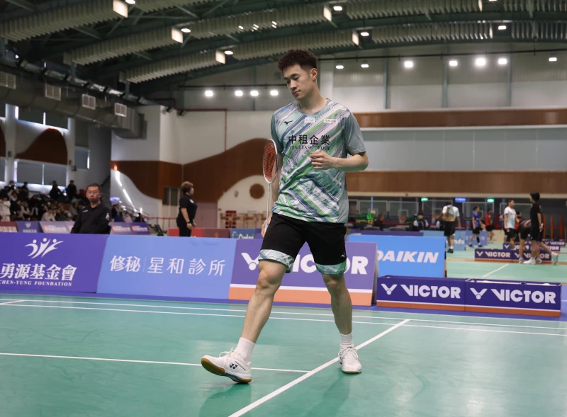 全排三冠王戚又仁也順利打進印度男單16強。資料照片