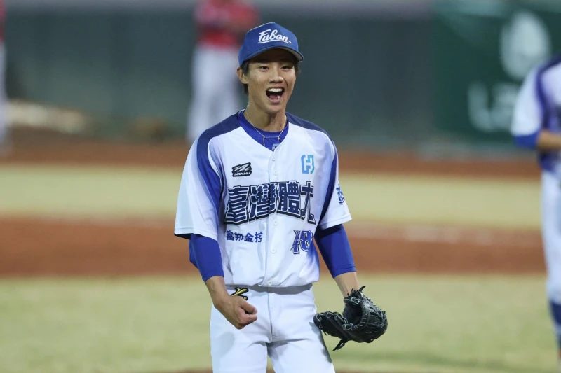 二刀流鄭鈞澤改以後援亮相。大專體總提供