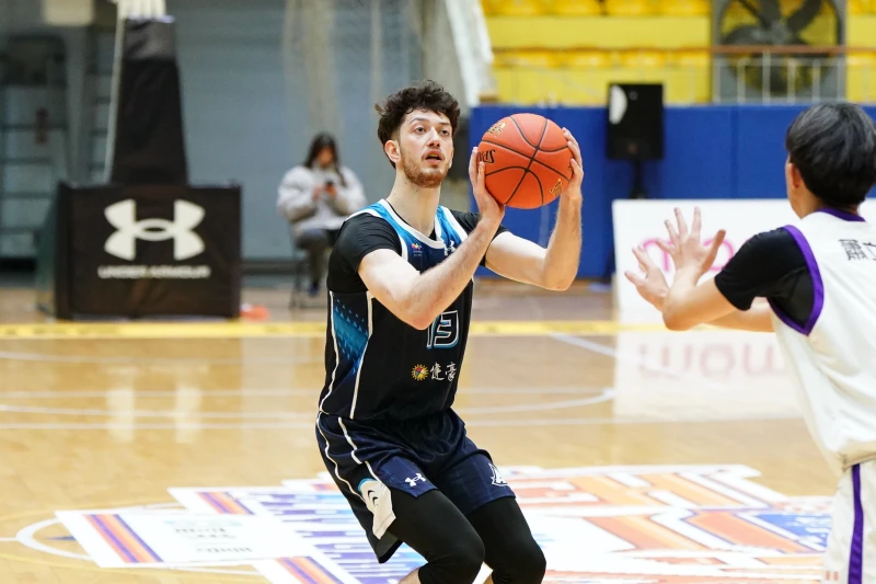 臺灣藝大飛尼克斯18分。大專體總提供