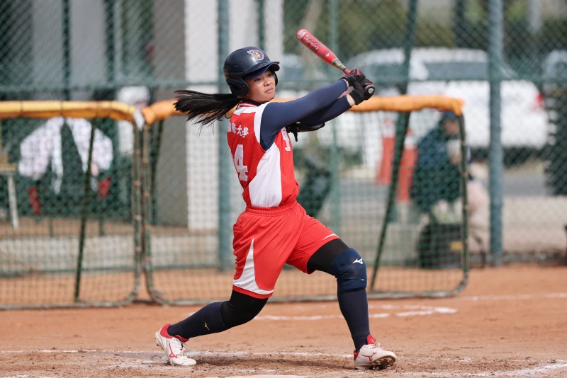 王妤藍單場雙響。大專體總提供