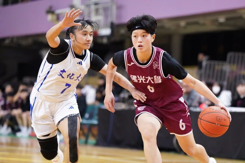 佛光大學連文鈴3記外線拿下11分9籃板外帶5助攻5抄截。大專體總提供