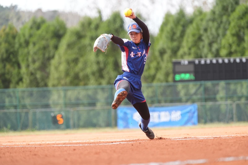 吳家云不再害怕暨南大學，精彩拿下勝投。大專體總提供