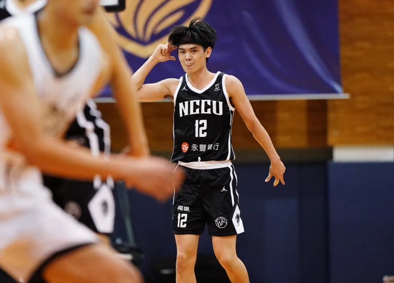 政大林子皓命中4記外線攻下29分外加5次抄截。大專體總提供