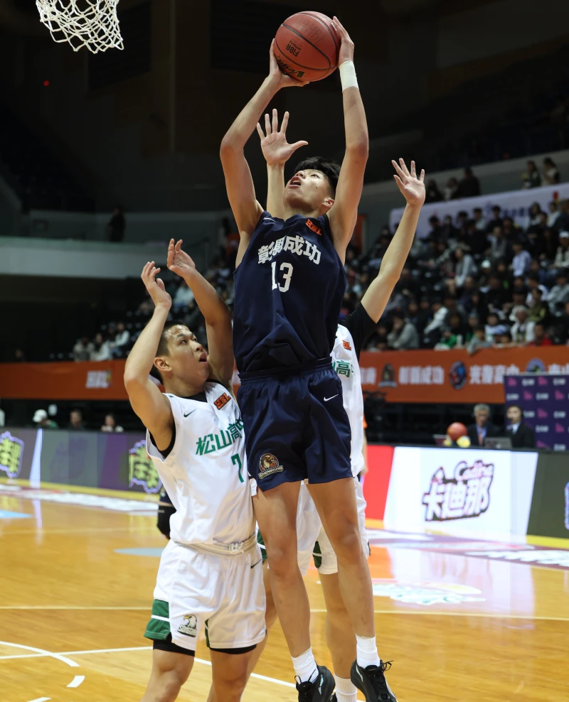 張承曄。高中體總提供