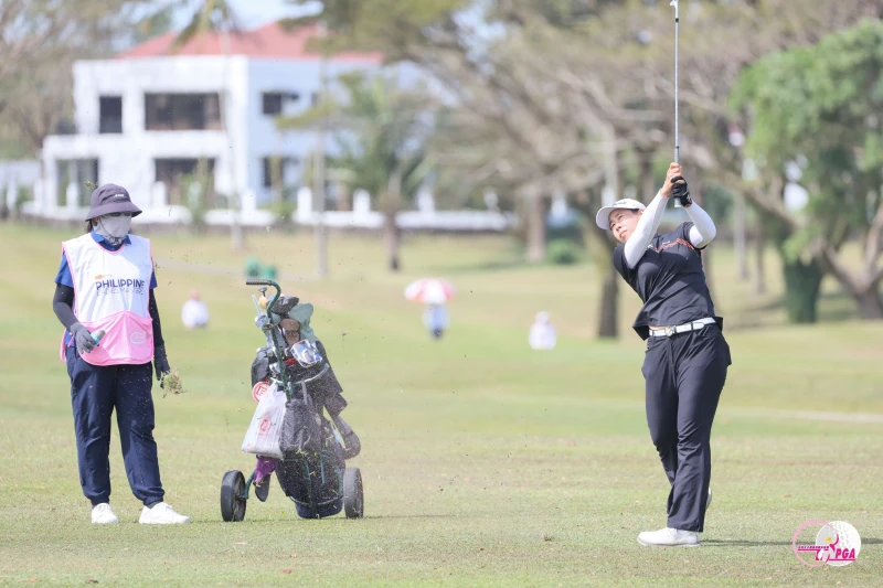 黃靖以兩回合總桿139桿-5暫居第二名。Tlpga提供/葉勇宏攝