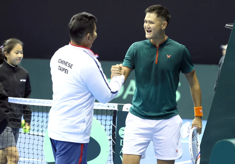 吳東霖成功包辦單打二點。網球協會提供