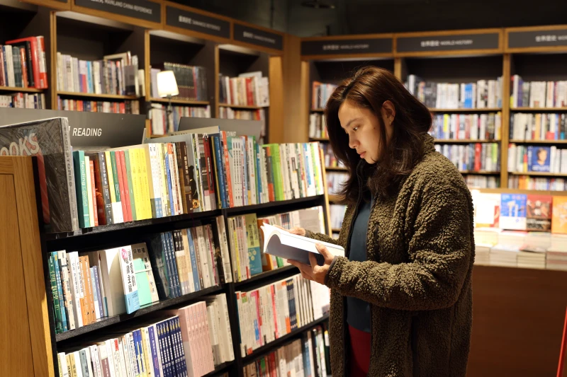 計畫將來做好教練工作，布布經常閱讀，增加專業知識。特約記者 郭運復攝影