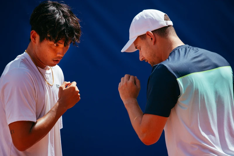 台灣雙打一哥何承叡（左）成功闖進鹿特丹公開雙打會內賽。法新社