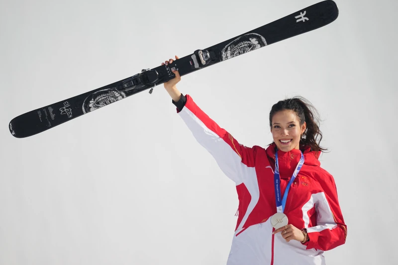 谷愛凌再度於女子坡面障礙技巧屈居銀牌。法新社