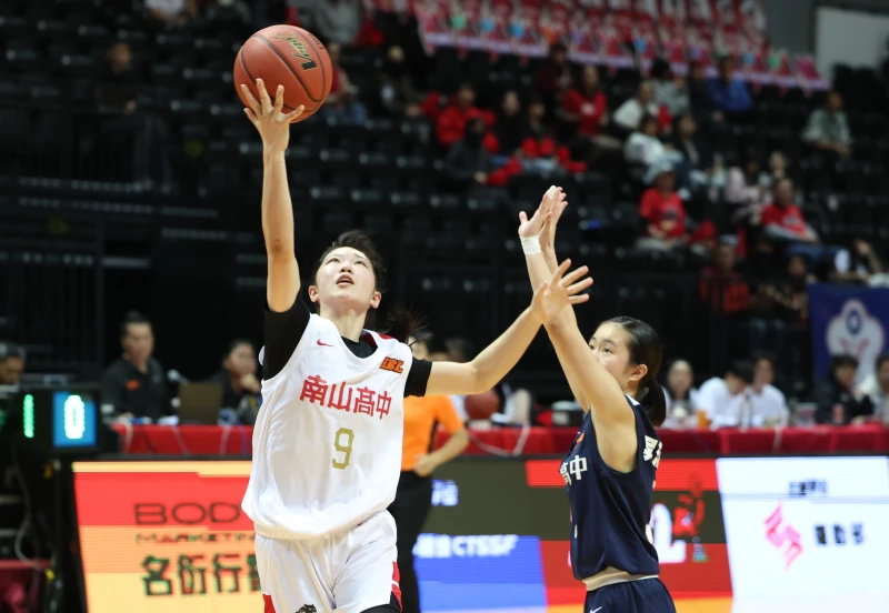 南山謝依臻。高中體總提供