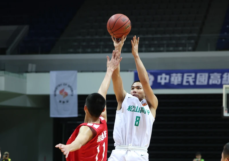 松山劉廷寬，高中體總提供