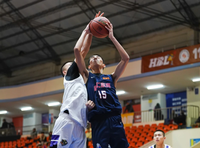 能仁高一中鋒盧永茗，高中體總提供