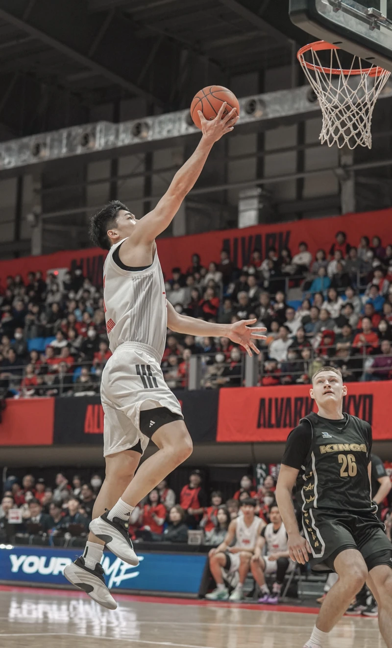 安藤周人享受進球的每個瞬間。張閎鈞攝