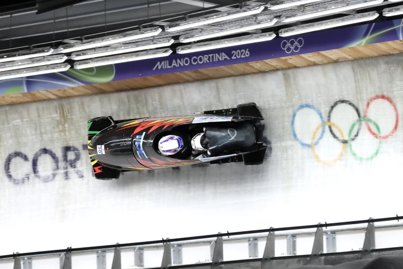 台灣首支女子雙人雪車隊歷史性完賽。中華奧會提供
